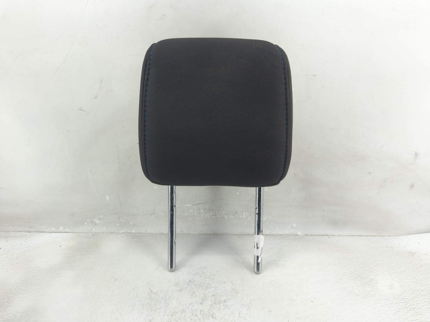 2011-2011 Ford Fiesta Headrest Head Rest Front Driver Passenger Seat - Oemusedautoparts1.com