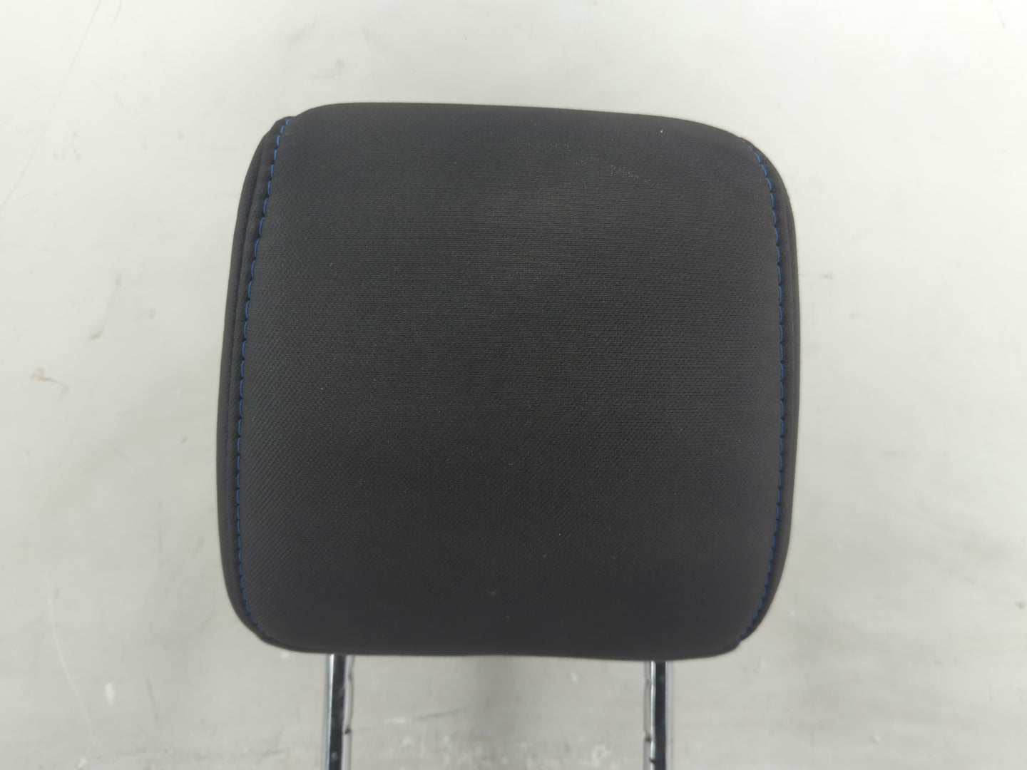 2011-2011 Ford Fiesta Headrest Head Rest Front Driver Passenger Seat - Oemusedautoparts1.com