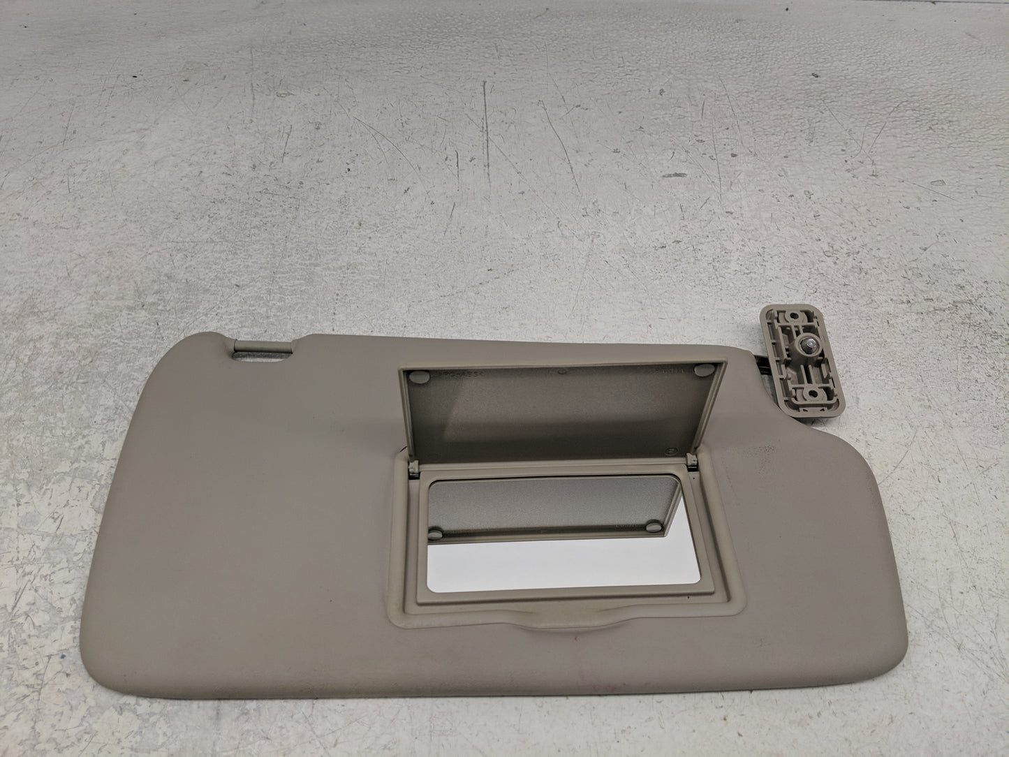 2011-2019 Ford Fiesta Sun Visor Shade Replacement Passenger Right Mirror Fits Fits 2011 2012 2013 2014 2015 2016 2017 2018 2