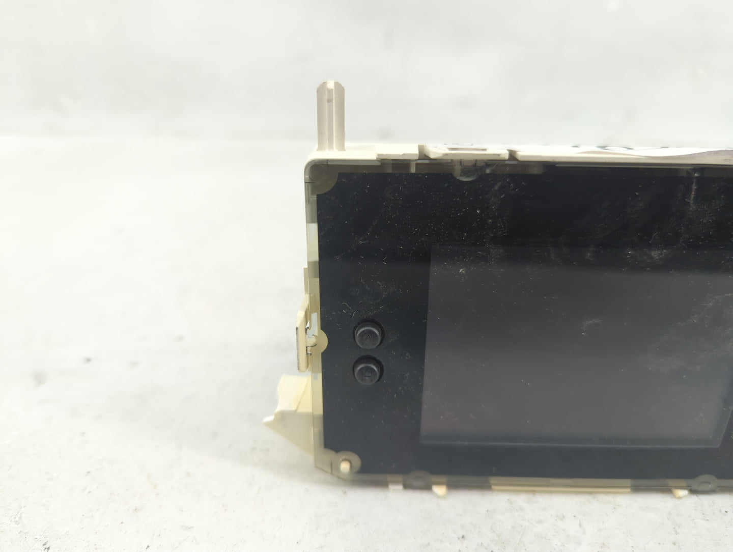 2011 Ford Fiesta Radio AM FM Cd Player Receiver Replacement P/N:AE8T-18B955-BE Fits OEM Used Auto Parts - Oemusedautoparts1.