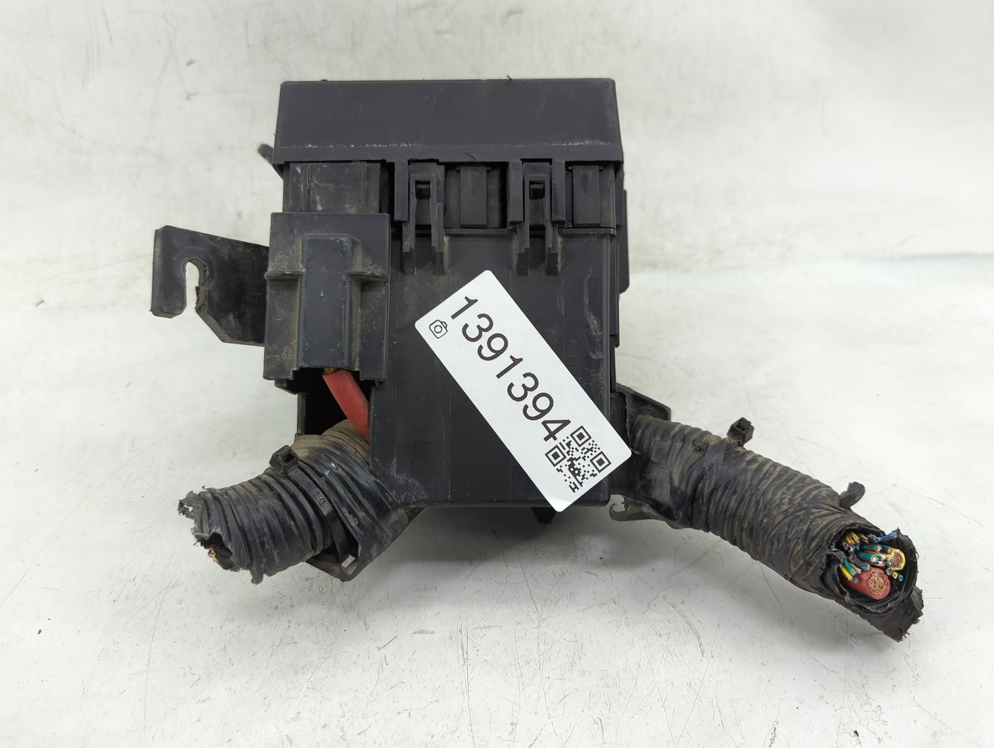 2011-2013 Ford Fiesta Fusebox Fuse Box Panel Relay Module P/N:6001389001 Fits Fits 2011 2012 2013 OEM Used Auto Parts - Oemu