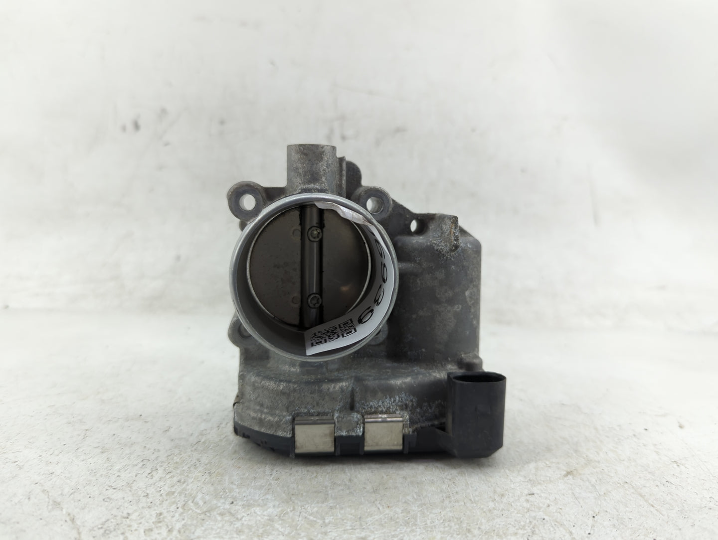 2011-2014 Ford Fiesta Throttle Body P/N:7S7G-9F991-CA Fits Fits 2011 2012 2013 2014 OEM Used Auto Parts - Oemusedautoparts1.