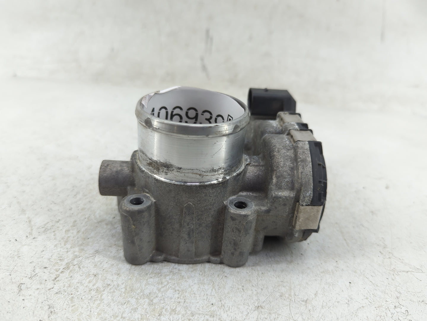 2011-2014 Ford Fiesta Throttle Body P/N:7S7G-9F991-CA Fits Fits 2011 2012 2013 2014 OEM Used Auto Parts - Oemusedautoparts1.
