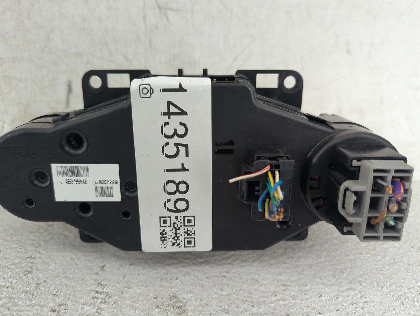 2011-2013 Ford Fiesta Climate Control Module Temperature AC/Heater Replacement P/N:AE8319980AE Fits Fits 2011 2012 2013 OEM 