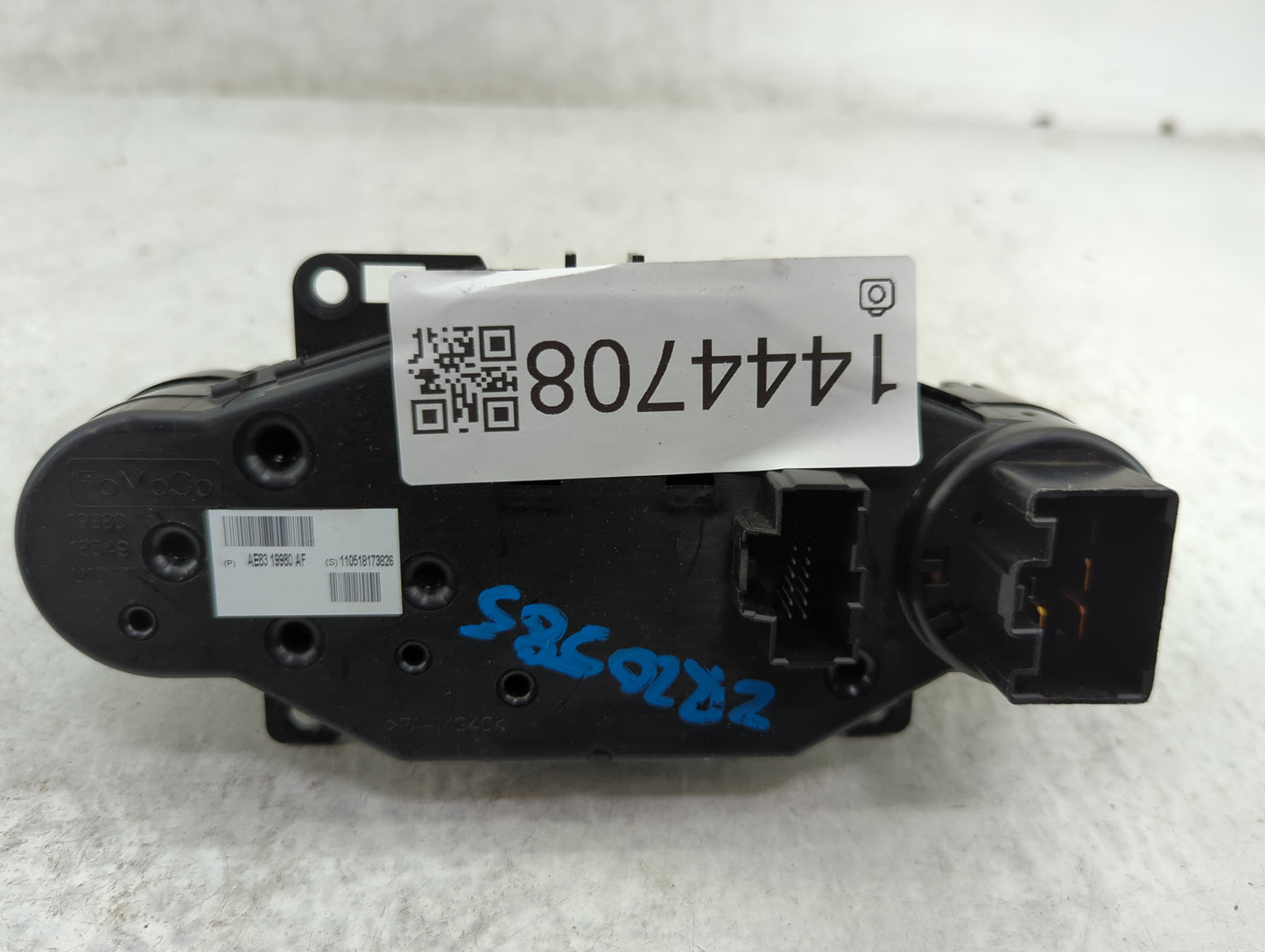 2011-2013 Ford Fiesta Climate Control Module Temperature AC/Heater Replacement P/N:AE8319980AF Fits Fits 2011 2012 2013 OEM 