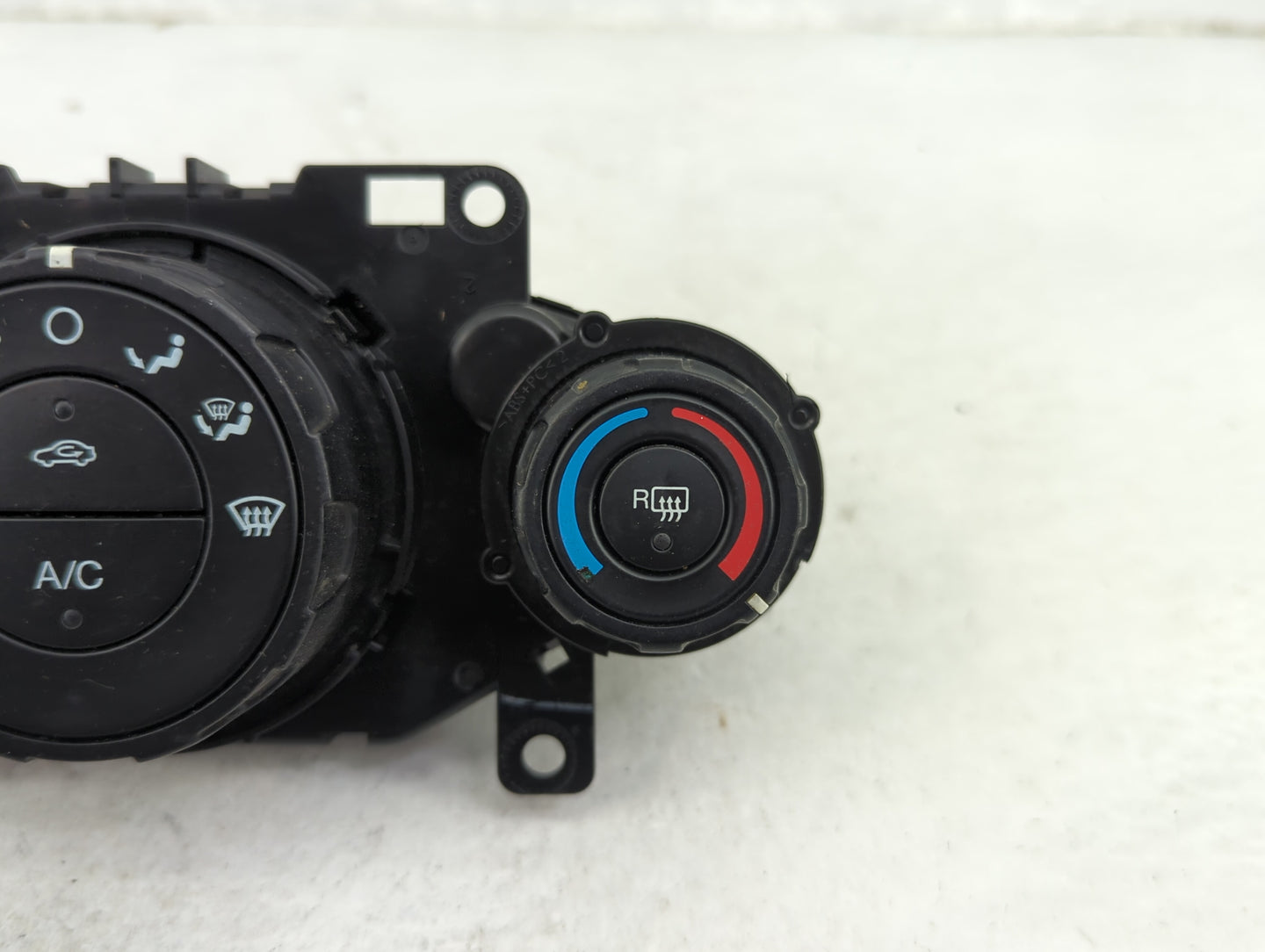 2011-2013 Ford Fiesta Climate Control Module Temperature AC/Heater Replacement P/N:AE8319980AE Fits Fits 2011 2012 2013 OEM 