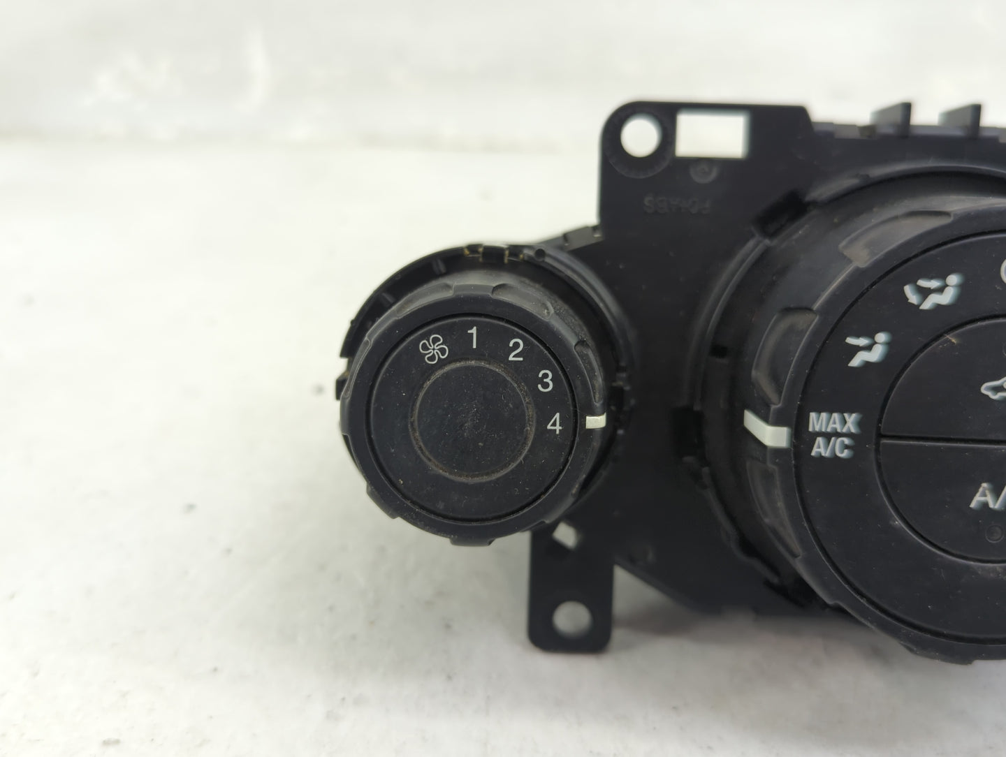 2011-2013 Ford Fiesta Climate Control Module Temperature AC/Heater Replacement P/N:AE8319980AE Fits Fits 2011 2012 2013 OEM 