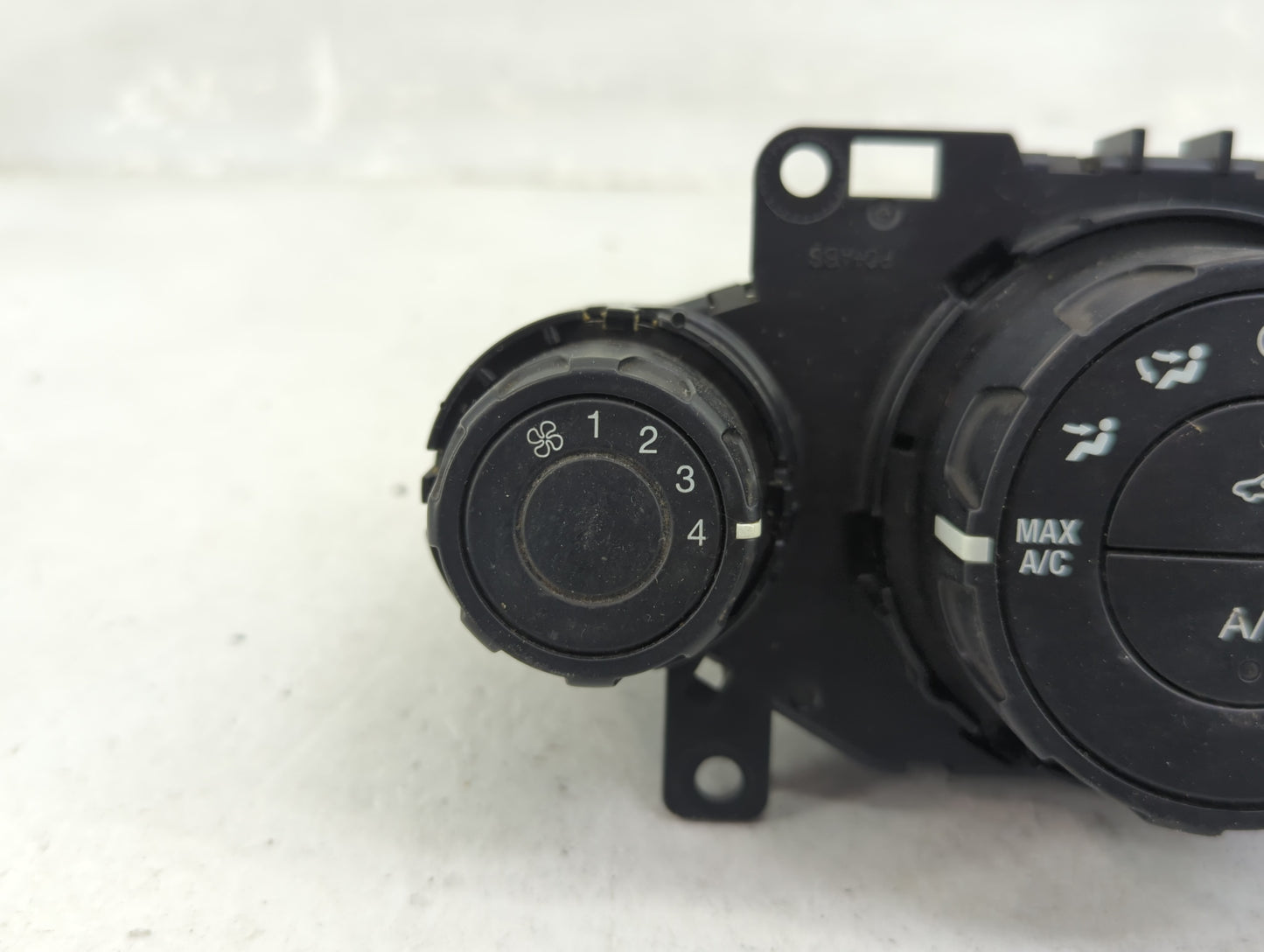 2011-2013 Ford Fiesta Climate Control Module Temperature AC/Heater Replacement P/N:AE8319980AE Fits Fits 2011 2012 2013 OEM 