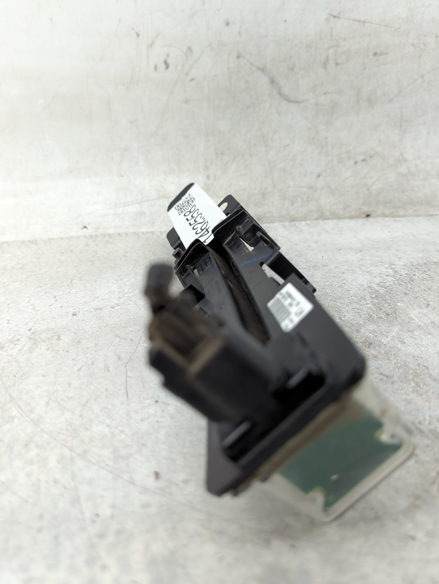 2011-2013 Ford Fiesta Driver Left Oem Front Light Lamp Black - Oemusedautoparts1.com