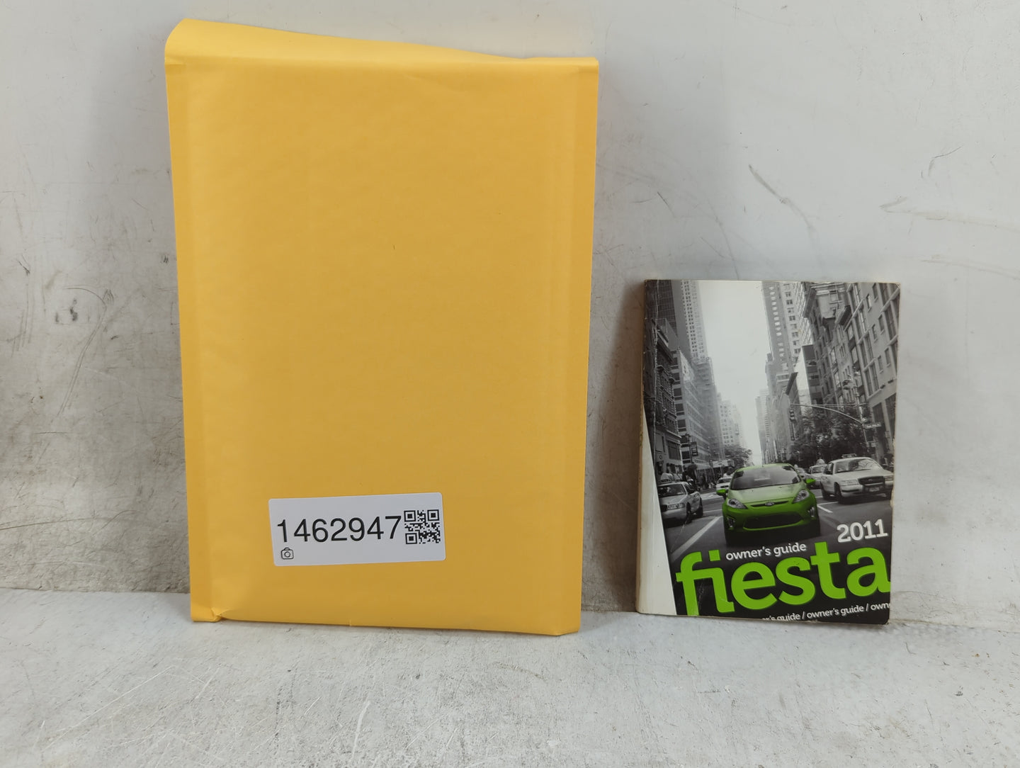 2011 Ford Fiesta Owners Manual Book Guide P/N:BE8J 19A321 AB OEM Used Auto Parts - Oemusedautoparts1.com