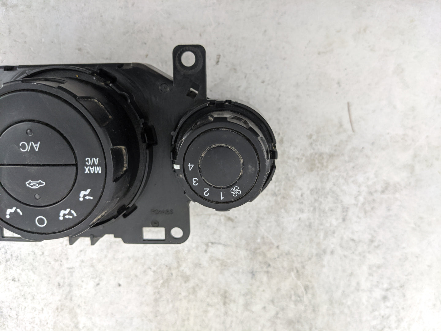 2011-2013 Ford Fiesta Climate Control Module Temperature AC/Heater Replacement P/N:AE83 19980 AF 1104042050004 Fits OEM Used