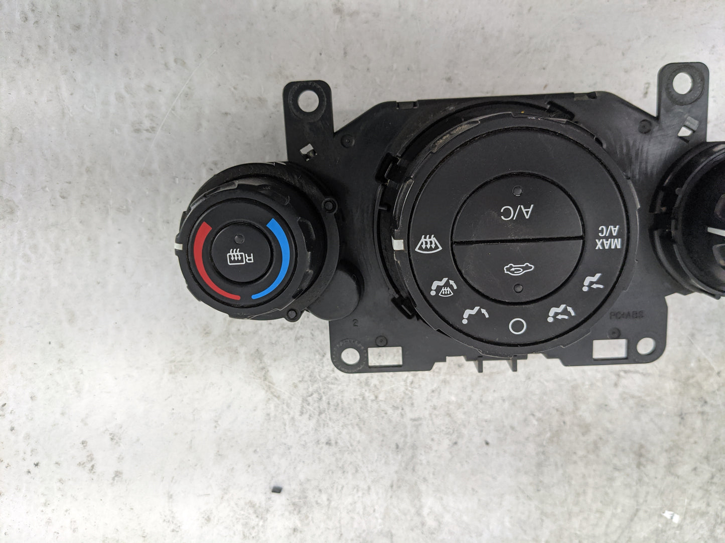2011-2013 Ford Fiesta Climate Control Module Temperature AC/Heater Replacement P/N:AE83 19980 AF 1104042050004 Fits OEM Used