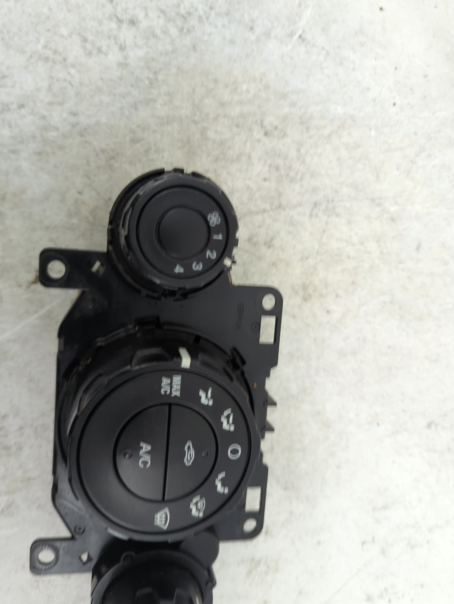 2011-2013 Ford Fiesta Climate Control Module Temperature AC/Heater Replacement Fits Fits 2011 2012 2013 OEM Used Auto Parts 