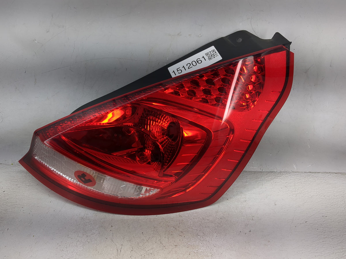 2011-2013 Ford Fiesta Tail Light Assembly Passenger Right OEM P/N:AE8313B504-BG Fits Fits 2011 2012 2013 OEM Used Auto Parts