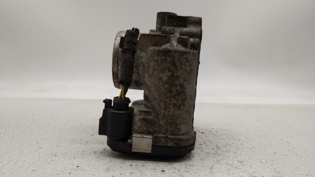 2011-2014 Ford Fiesta Throttle Body P/N:7S7G-9F991-BA 7S7G-9F991-B7A Fits Fits 2011 2012 2013 2014 OEM Used Auto Parts - Oem