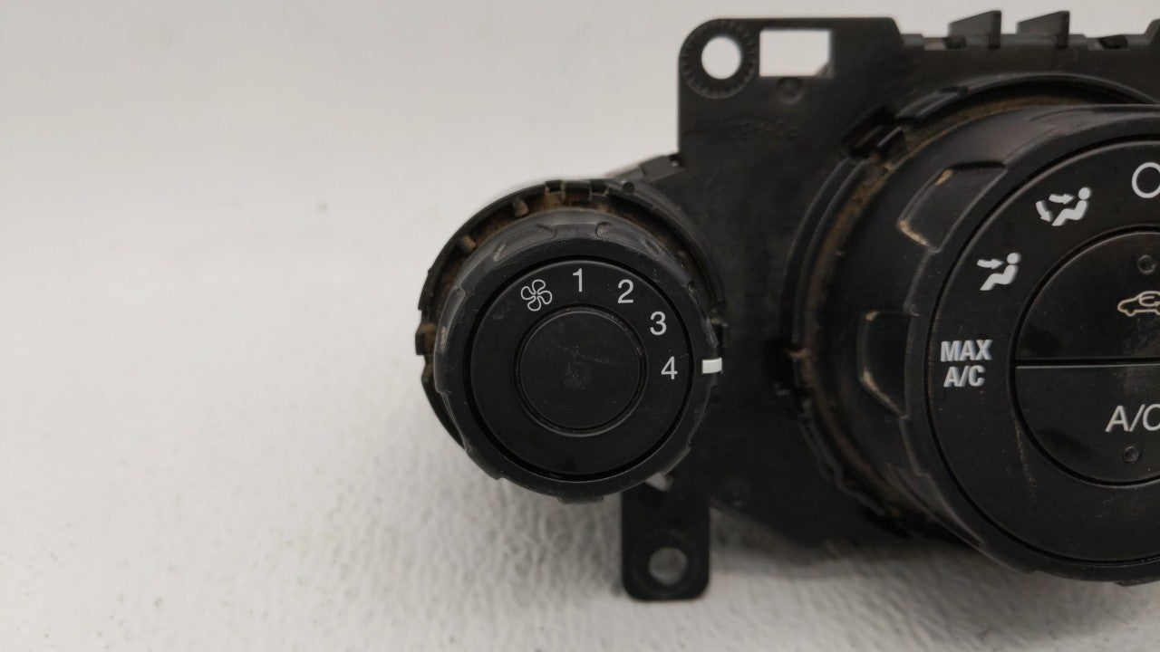 2011-2013 Ford Fiesta Climate Control Module Temperature AC/Heater Replacement P/N:AE83-19980-AE AE83-19980-AF Fits OEM Used