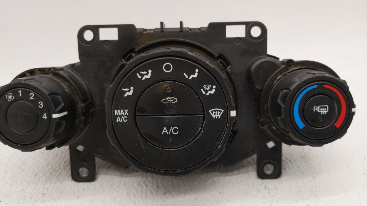2011-2013 Ford Fiesta Climate Control Module Temperature AC/Heater Replacement P/N:AE83-19980-AE AE83-19980-AF Fits OEM Used