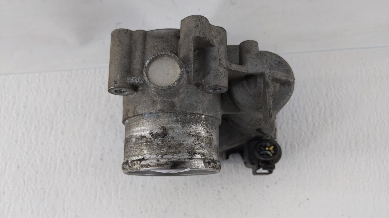 2011-2014 Ford Fiesta Throttle Body P/N:7S7G-9F991-BA 7S7G-9F991-B7A Fits Fits 2011 2012 2013 2014 OEM Used Auto Parts - Oem