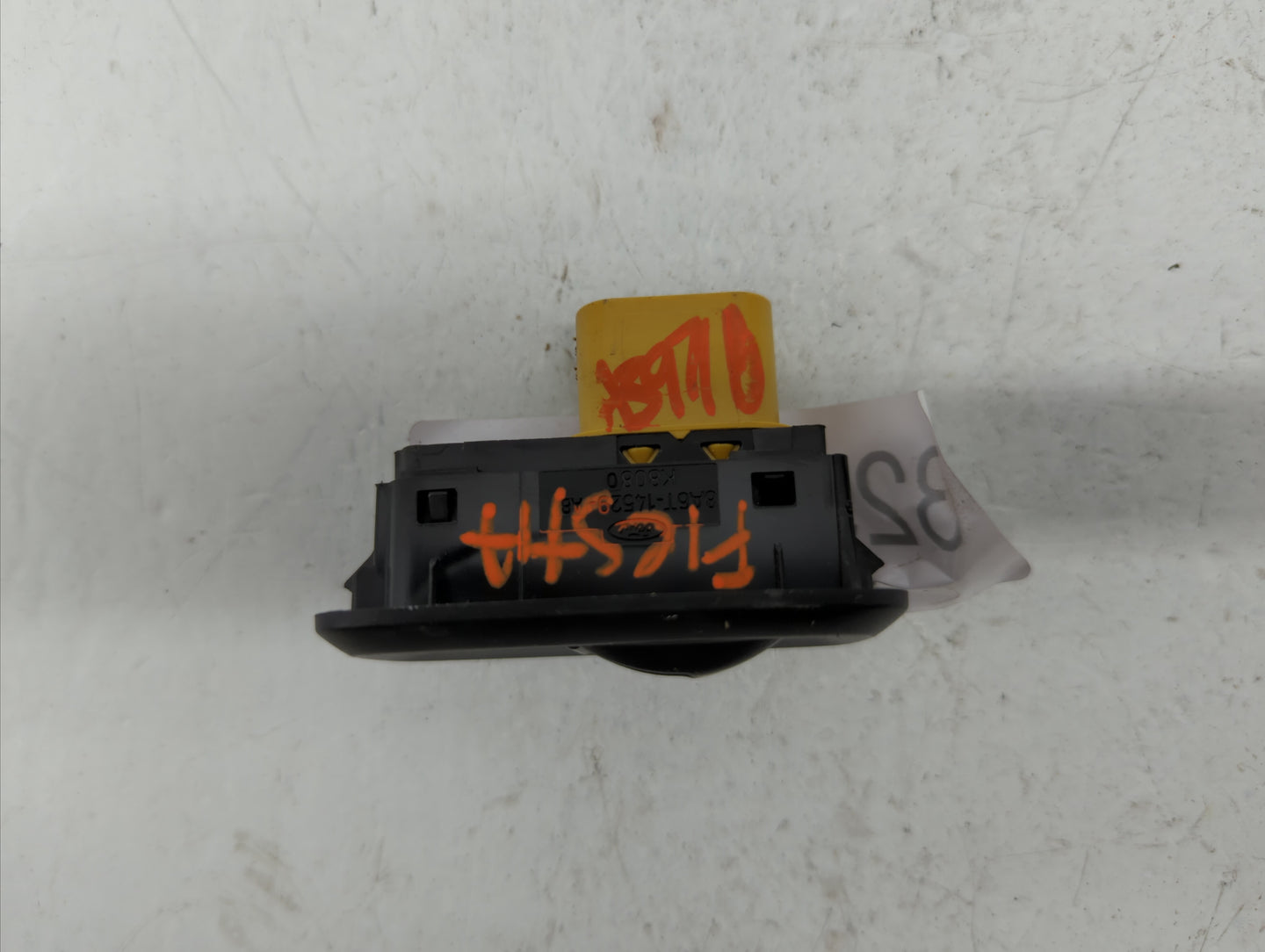 2011-2013 Ford Fiesta Passeneger Right Power Window Switch 8a6t-14a132-cc - Oemusedautoparts1.com
