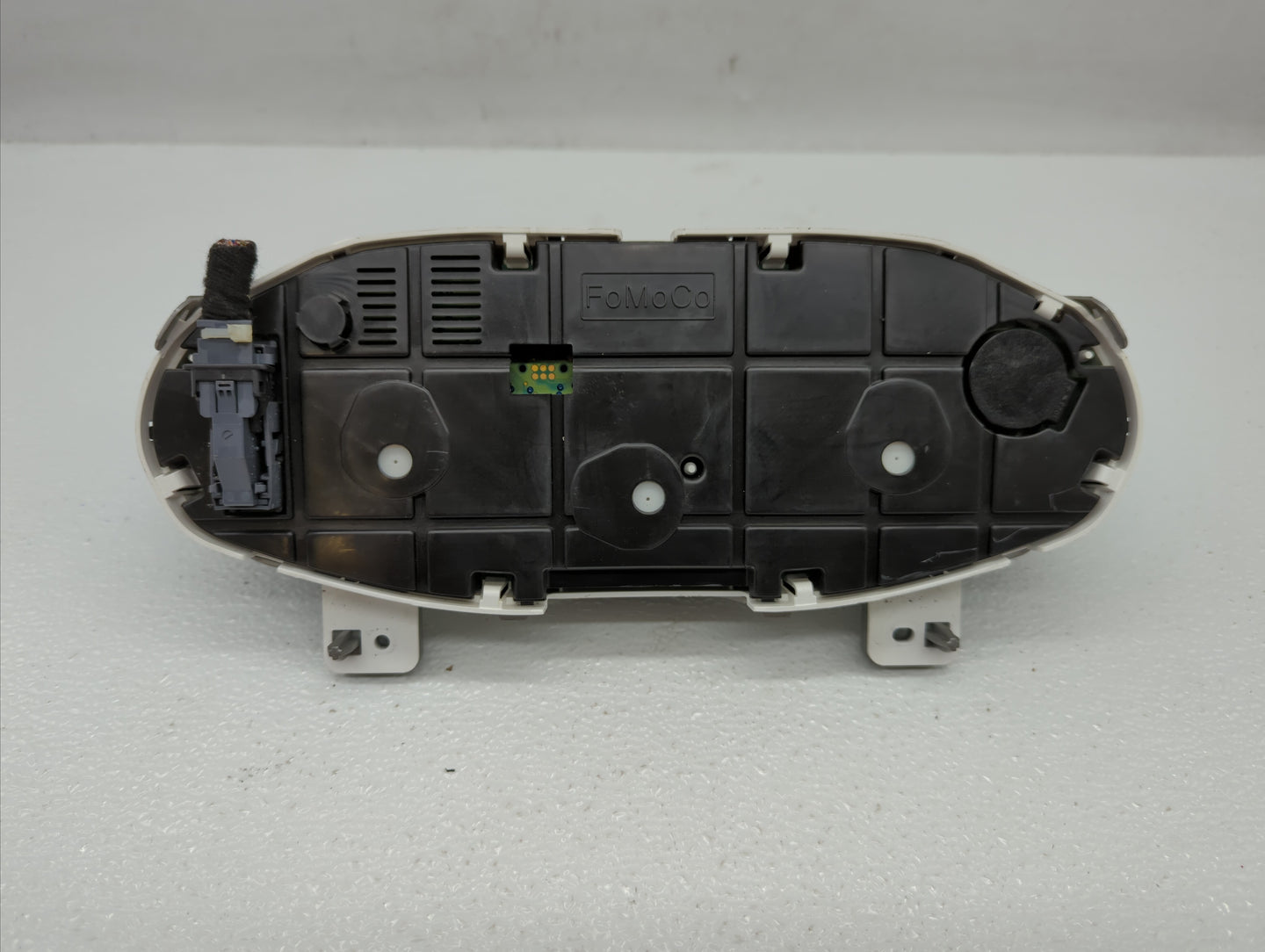 2011 Ford Fiesta Instrument Cluster Speedometer Gauges P/N:AE8T-10849-GJ AE8T-10849-GI, AE8T-10849-GH, AE8T-10849-GG Fits OE