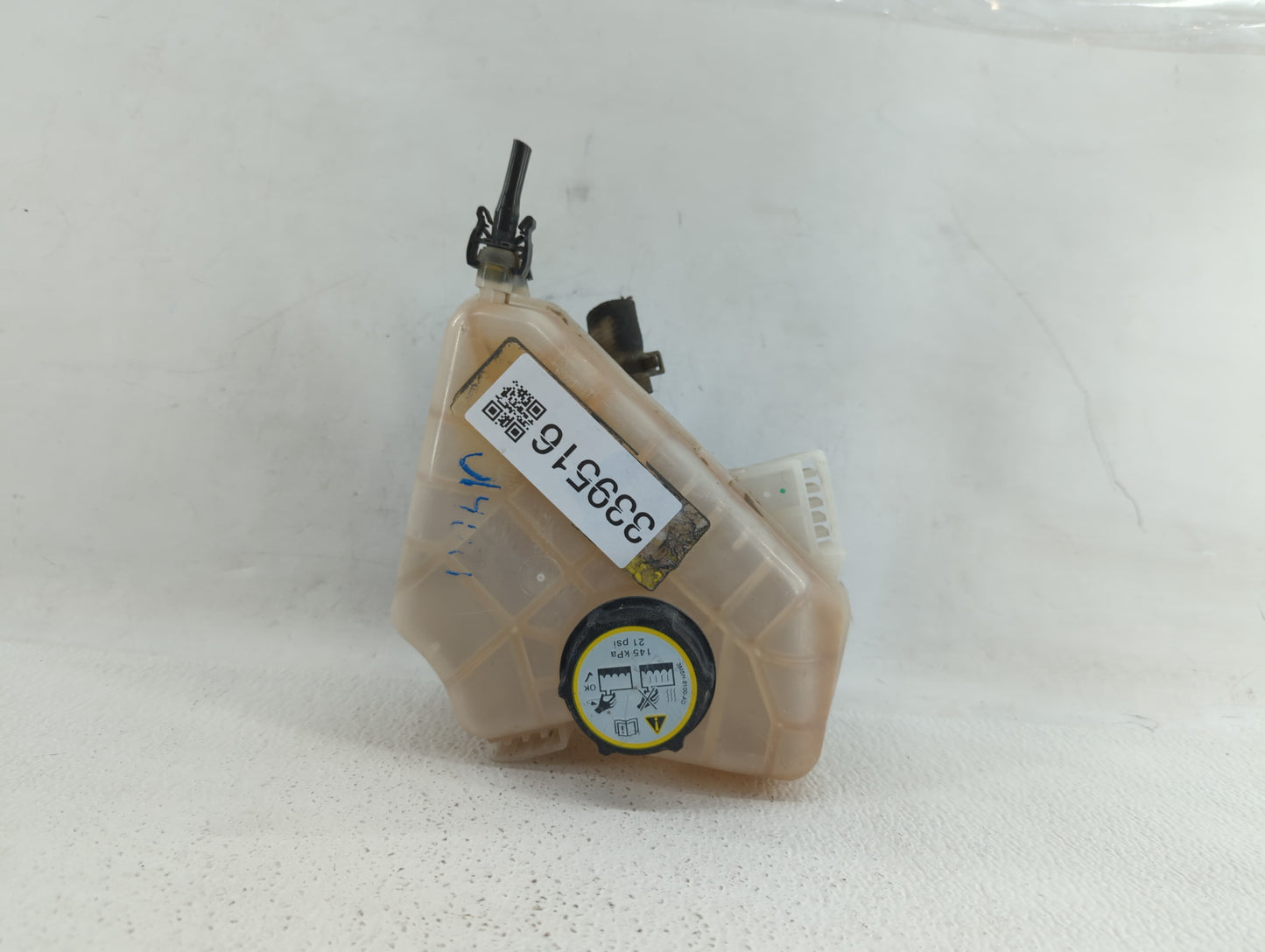 2011-2019 Ford Fiesta Radiator Coolant Overflow Expansion Tank Bottle 339516 - Oemusedautoparts1.com