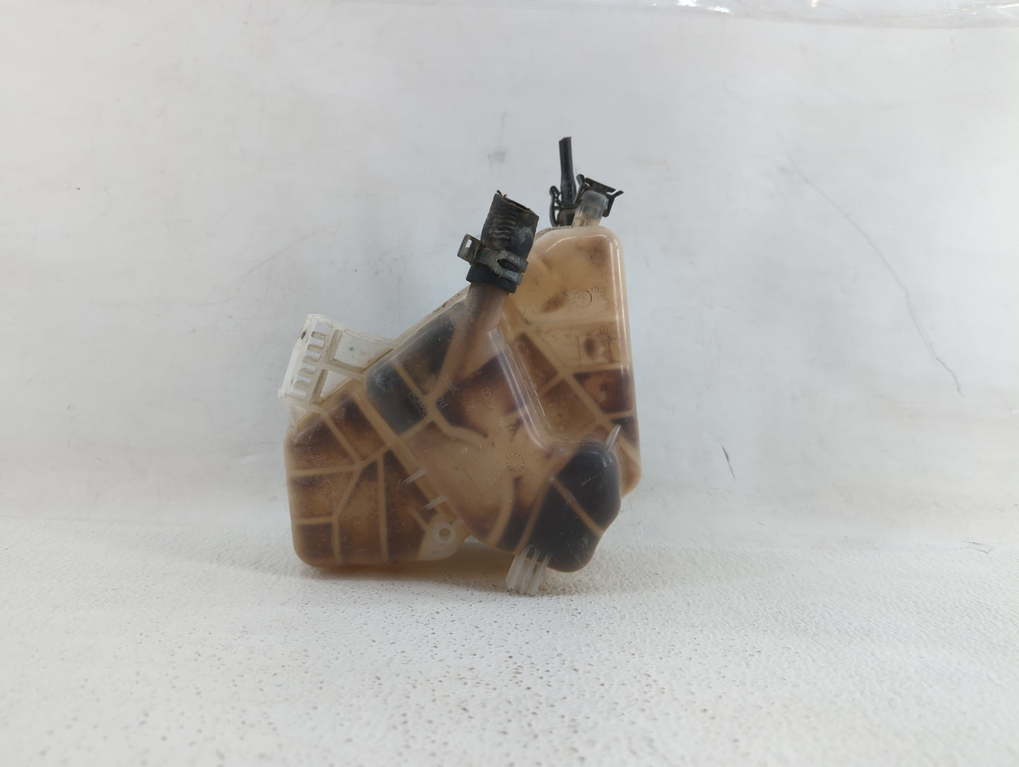 2011-2019 Ford Fiesta Radiator Coolant Overflow Expansion Tank Bottle 339516 - Oemusedautoparts1.com
