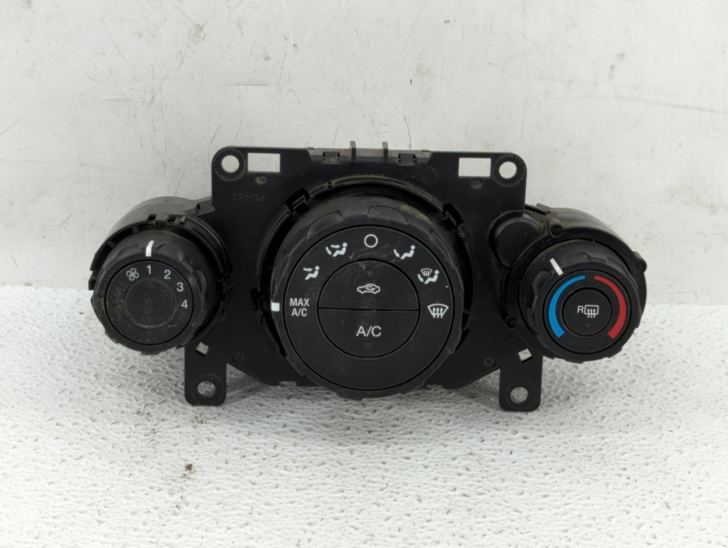 2011-2013 Ford Fiesta Climate Control Module Temperature AC/Heater Replacement P/N:AE83-19980-AE AE83-19980-AF Fits OEM Used