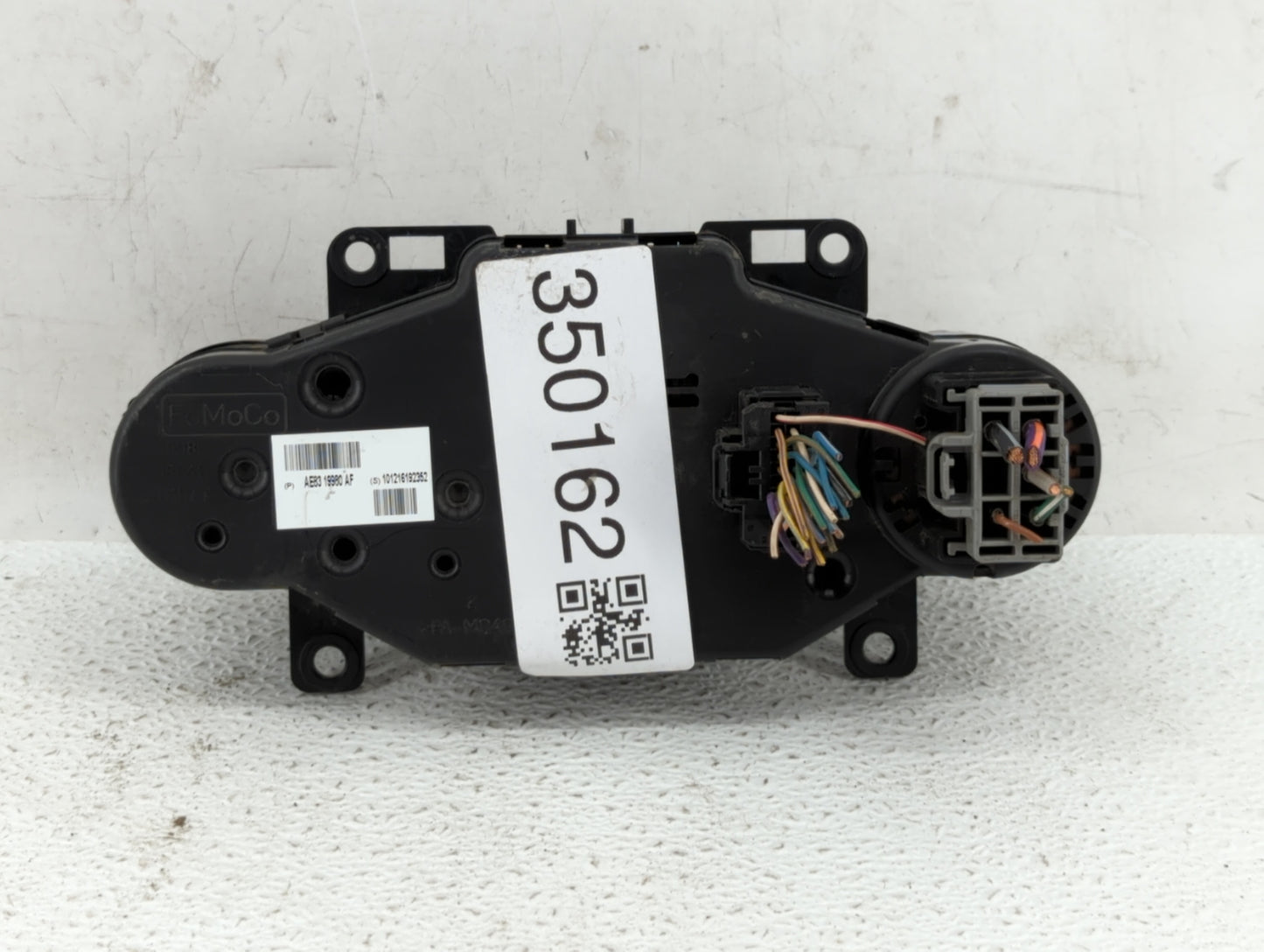 2011-2013 Ford Fiesta Climate Control Module Temperature AC/Heater Replacement P/N:AE83-19980-AE AE83-19980-AF Fits OEM Used