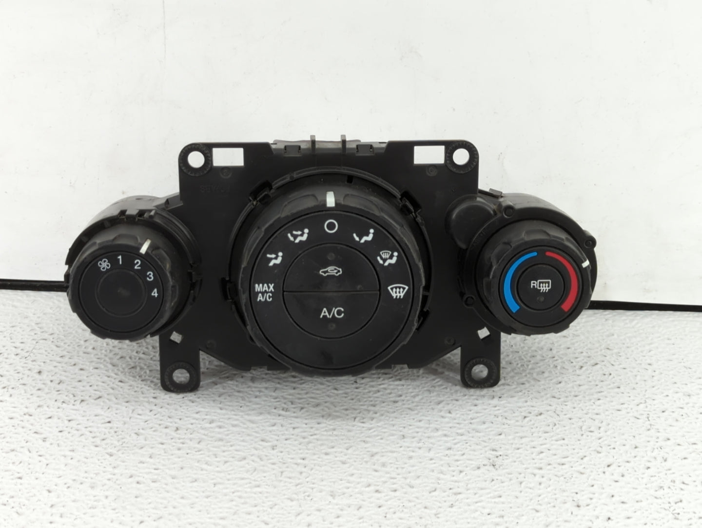 2011-2013 Ford Fiesta Climate Control Module Temperature AC/Heater Replacement P/N:AE83-19980-AE AE83-19980-AF Fits OEM Used