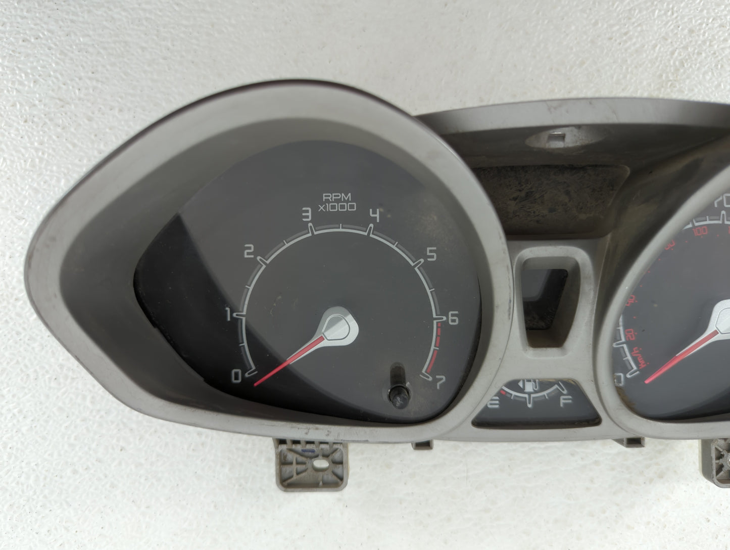2011 Ford Fiesta Instrument Cluster Speedometer Gauges P/N:AE8T-10849-GJ AE8T-10849-GI, AE8T-10849-GH, AE8T-10849-GG Fits OE