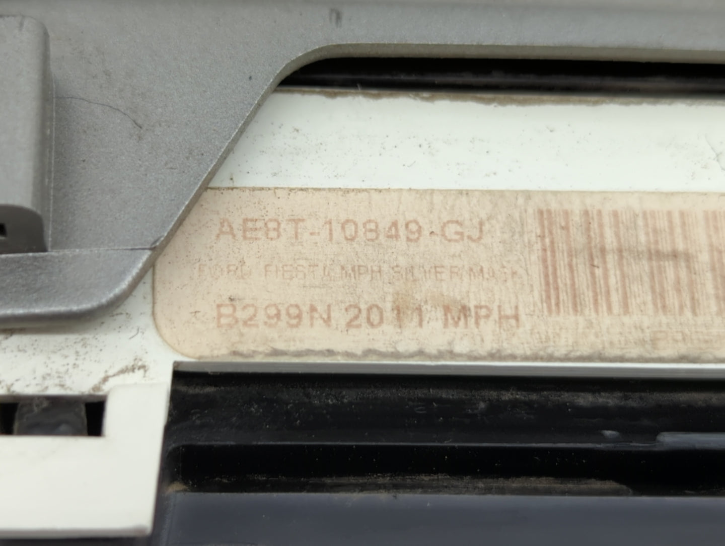 2011 Ford Fiesta Instrument Cluster Speedometer Gauges P/N:AE8T-10849-GJ AE8T-10849-GI, AE8T-10849-GH, AE8T-10849-GG Fits OE