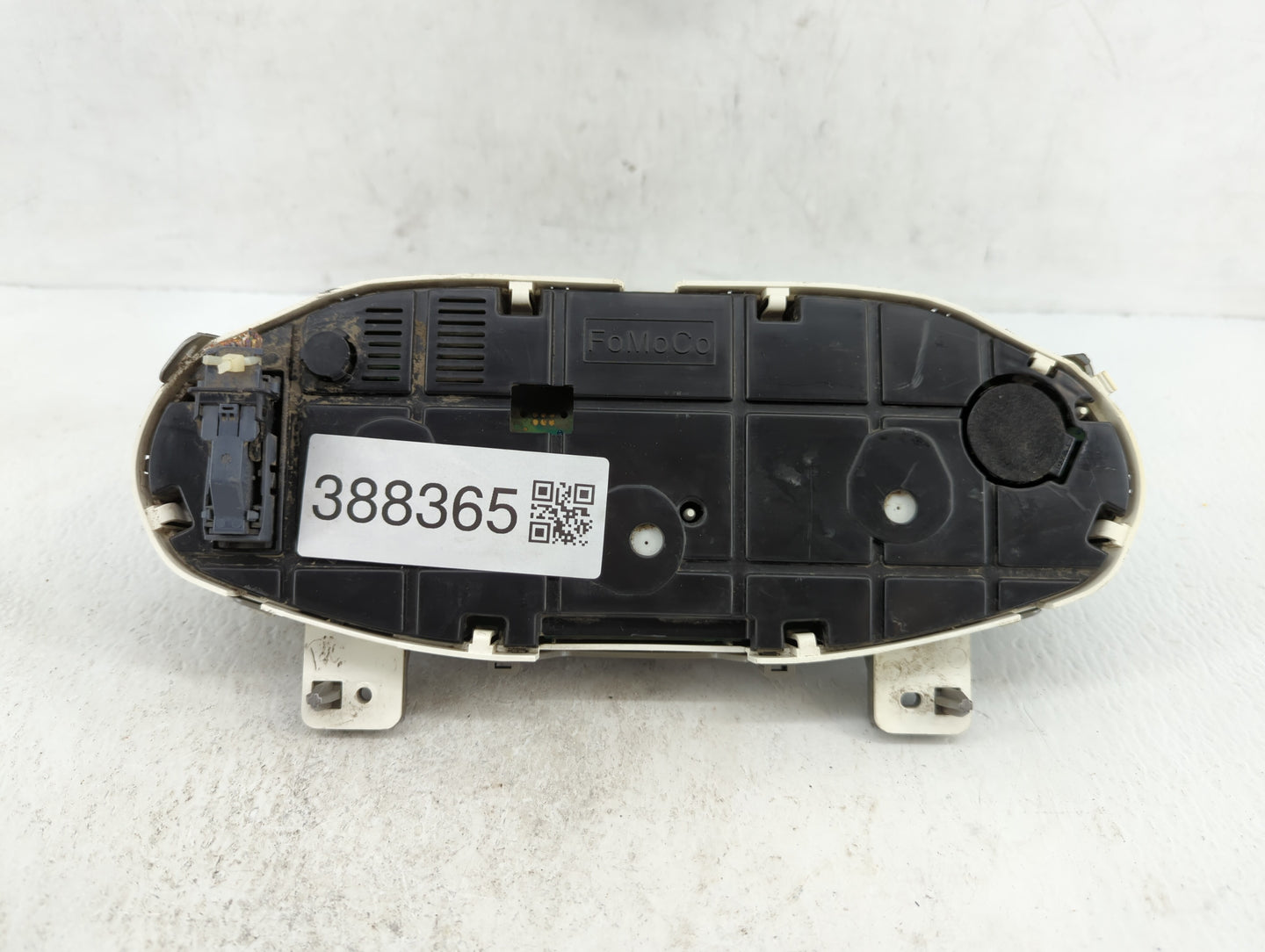 2011 Ford Fiesta Instrument Cluster Speedometer Gauges P/N:AE8T-10849-GJ AE8T-10849-GI, AE8T-10849-GH, AE8T-10849-GG Fits OE