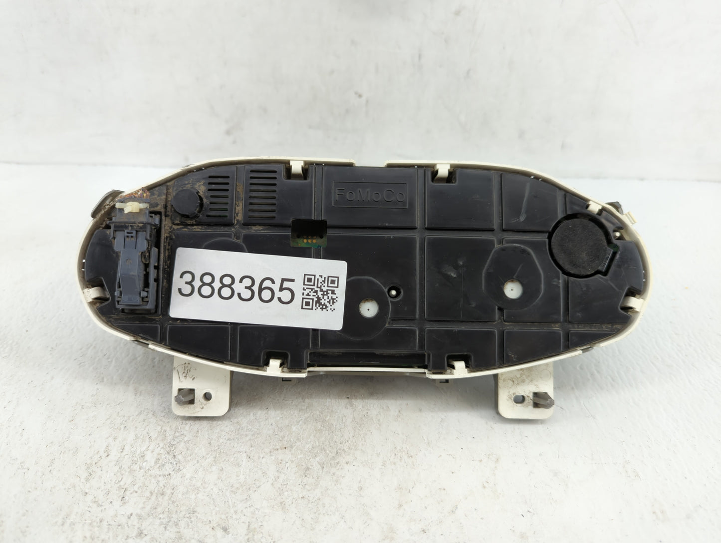 2011 Ford Fiesta Instrument Cluster Speedometer Gauges P/N:AE8T-10849-GJ AE8T-10849-GI, AE8T-10849-GH, AE8T-10849-GG Fits OE