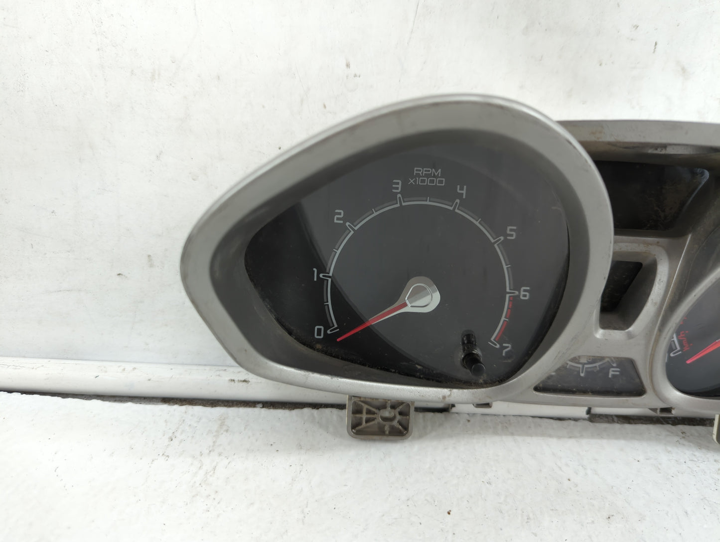2011 Ford Fiesta Instrument Cluster Speedometer Gauges P/N:AE8T-10849-GJ AE8T-10849-GI, AE8T-10849-GH, AE8T-10849-GG Fits OE