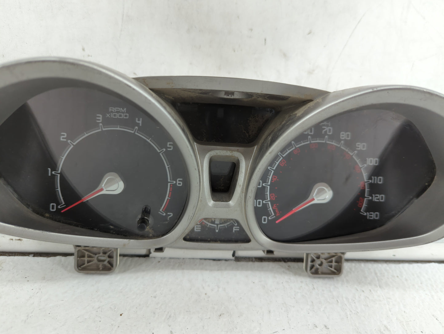 2011 Ford Fiesta Instrument Cluster Speedometer Gauges P/N:AE8T-10849-GJ AE8T-10849-GI, AE8T-10849-GH, AE8T-10849-GG Fits OE