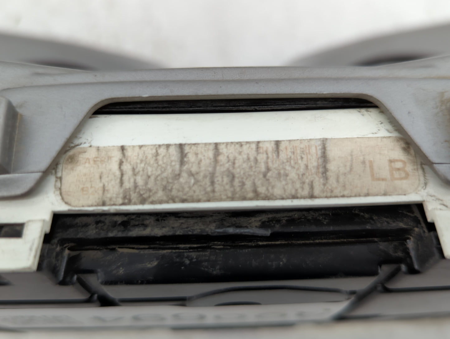 2011 Ford Fiesta Instrument Cluster Speedometer Gauges P/N:AE8T-10849-GJ AE8T-10849-GI, AE8T-10849-GH, AE8T-10849-GG Fits OE