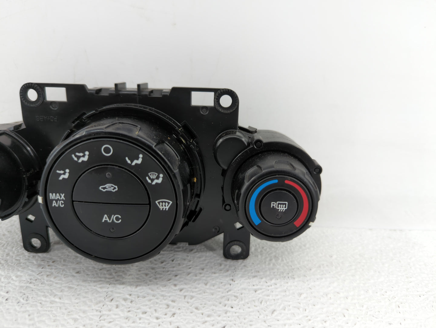 2011-2013 Ford Fiesta Climate Control Module Temperature AC/Heater Replacement P/N:AE83-19980-AE AE83-19980-AF Fits OEM Used
