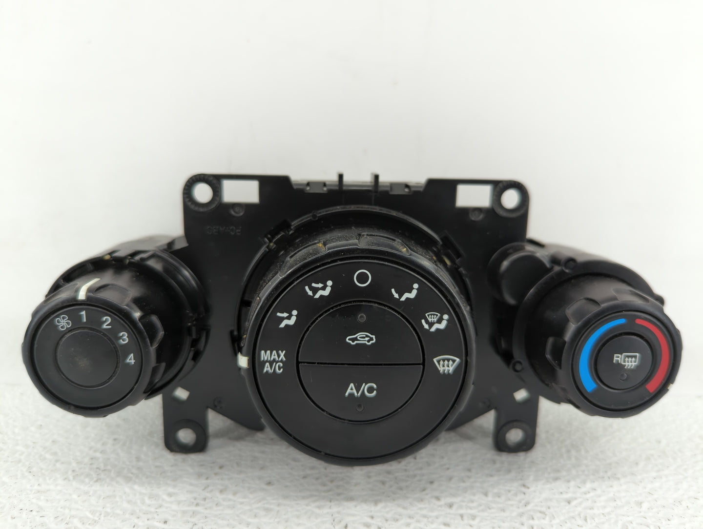 2011-2013 Ford Fiesta Climate Control Module Temperature AC/Heater Replacement P/N:AE83-19980-AE AE83-19980-AF Fits OEM Used
