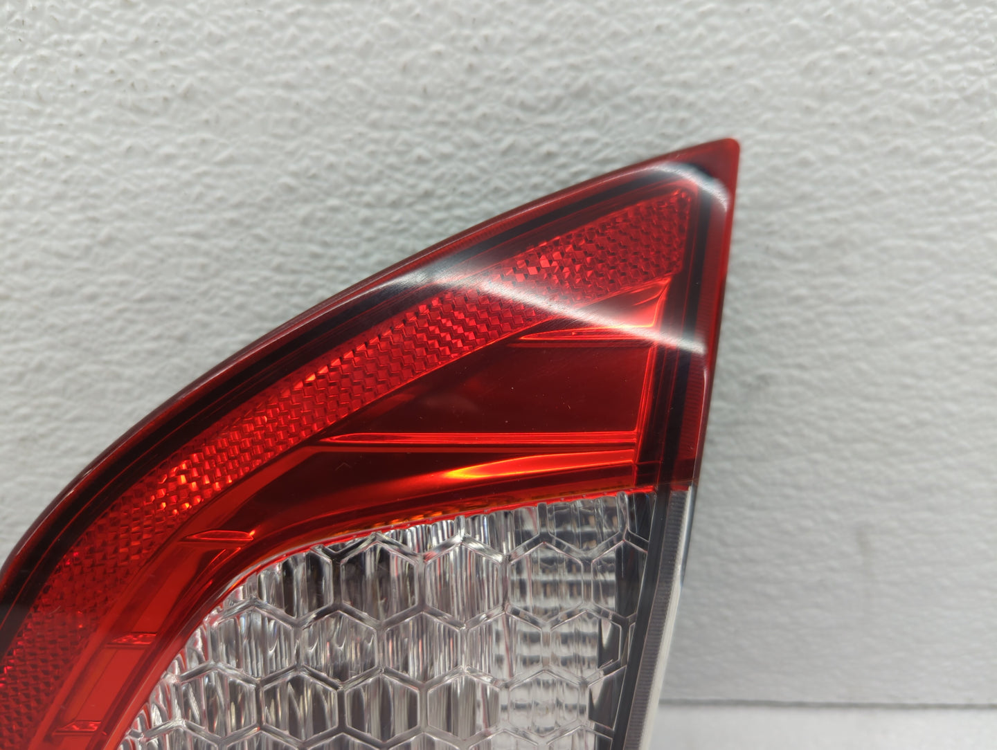 2011-2013 Ford Fiesta Tail Light Assembly Driver Left OEM P/N:AE83-15B502-AC AE83-13B505-A Fits Fits 2011 2012 2013 OEM Used