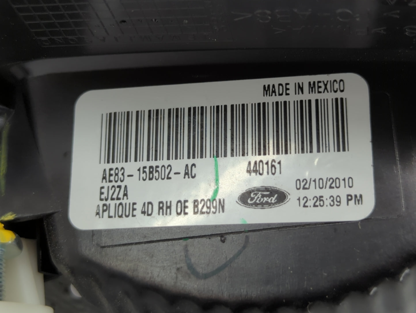 2011-2013 Ford Fiesta Tail Light Assembly Driver Left OEM P/N:AE83-15B502-AC AE83-13B505-A Fits Fits 2011 2012 2013 OEM Used
