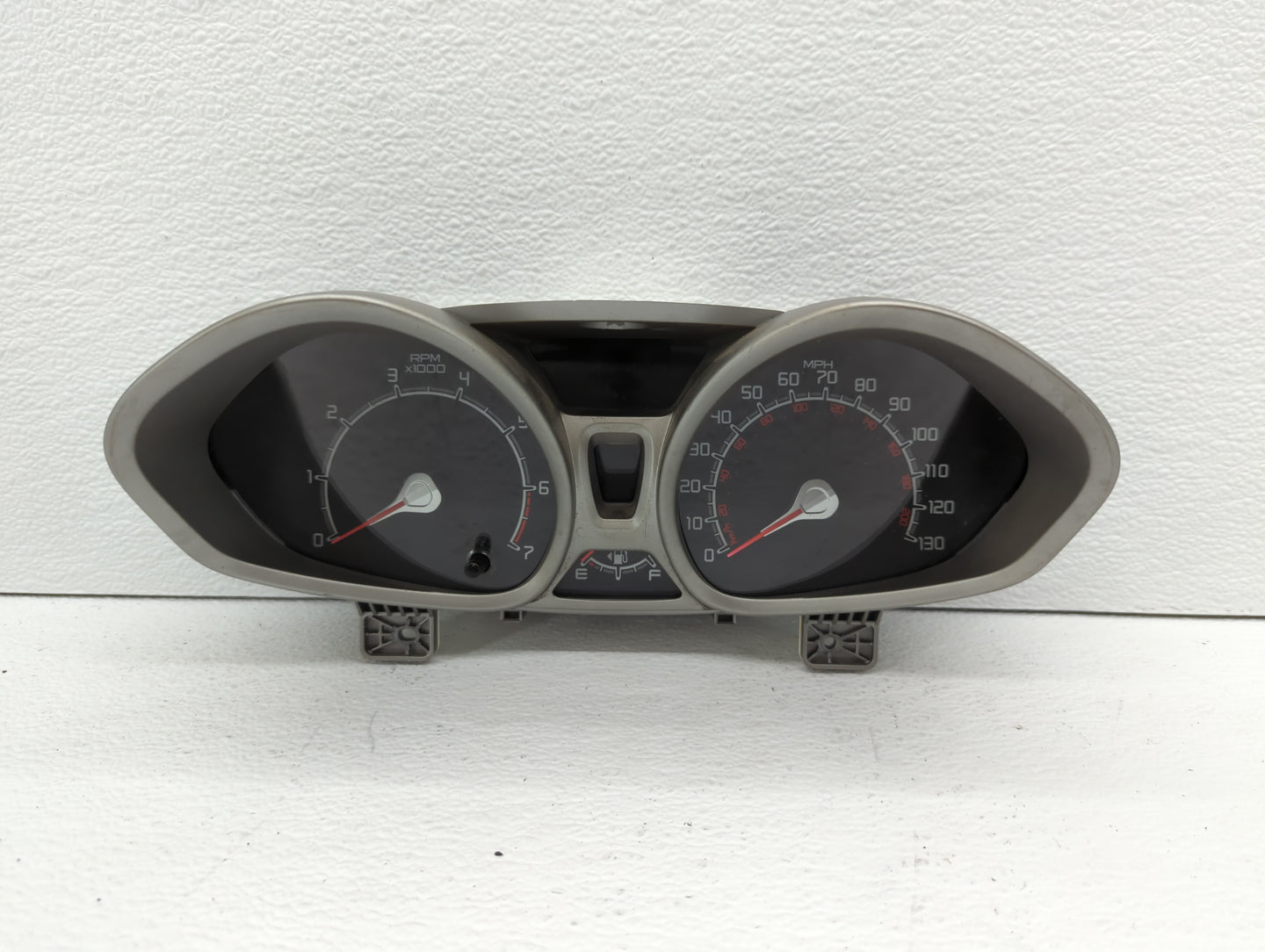 2011 Ford Fiesta Instrument Cluster Speedometer Gauges P/N:AE8T-10849-GJ AE8T-10849-LC, AE8T-10849-GH Fits OEM Used Auto Par