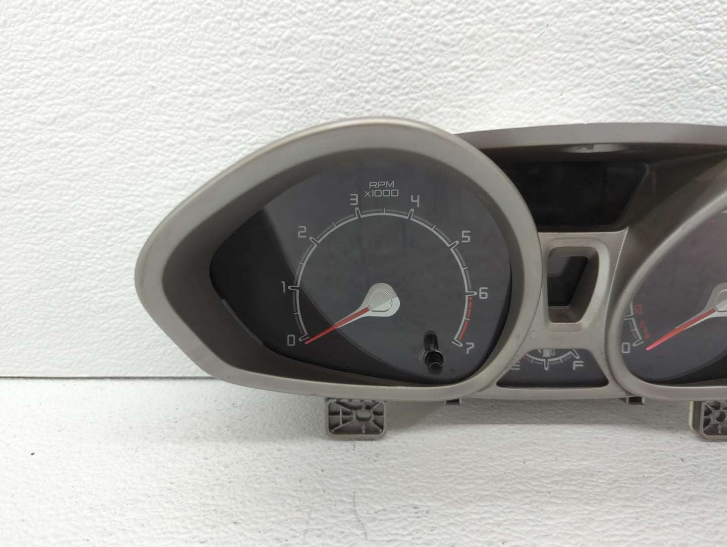 2011 Ford Fiesta Instrument Cluster Speedometer Gauges P/N:AE8T-10849-GJ AE8T-10849-LC, AE8T-10849-GH Fits OEM Used Auto Par