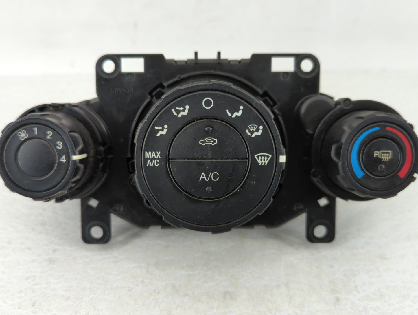 2011-2013 Ford Fiesta Climate Control Module Temperature AC/Heater Replacement P/N:AE83-19980-AF AE83-19980-AH Fits OEM Used