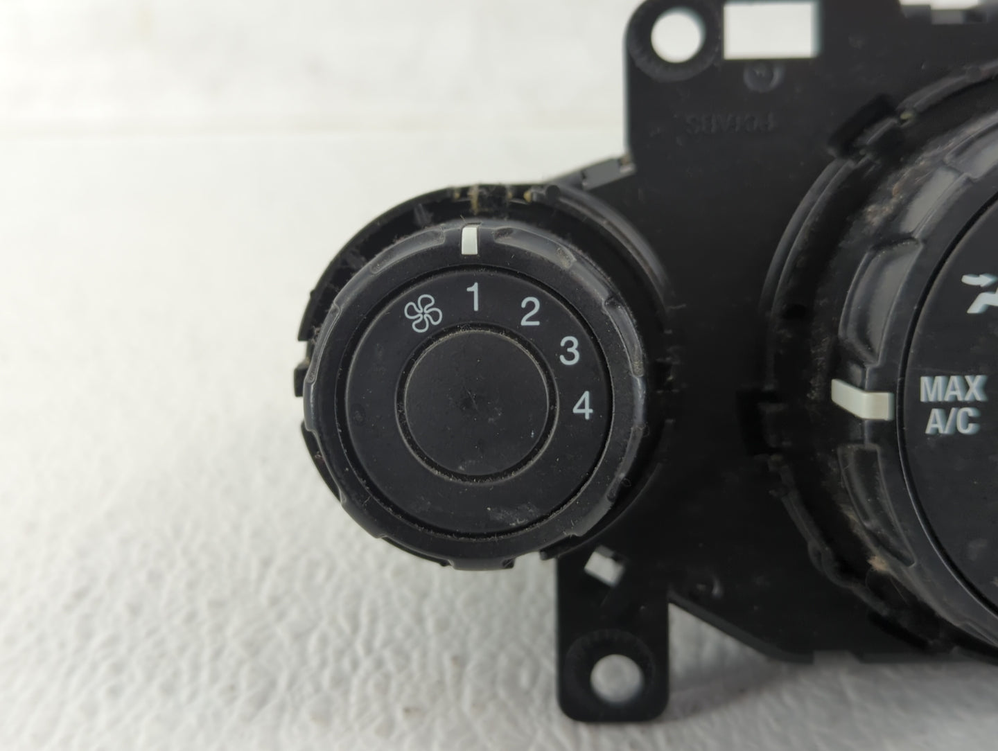 2011-2013 Ford Fiesta Climate Control Module Temperature AC/Heater Replacement P/N:AE83 19980 AE AE83 19980 AH Fits OEM Used