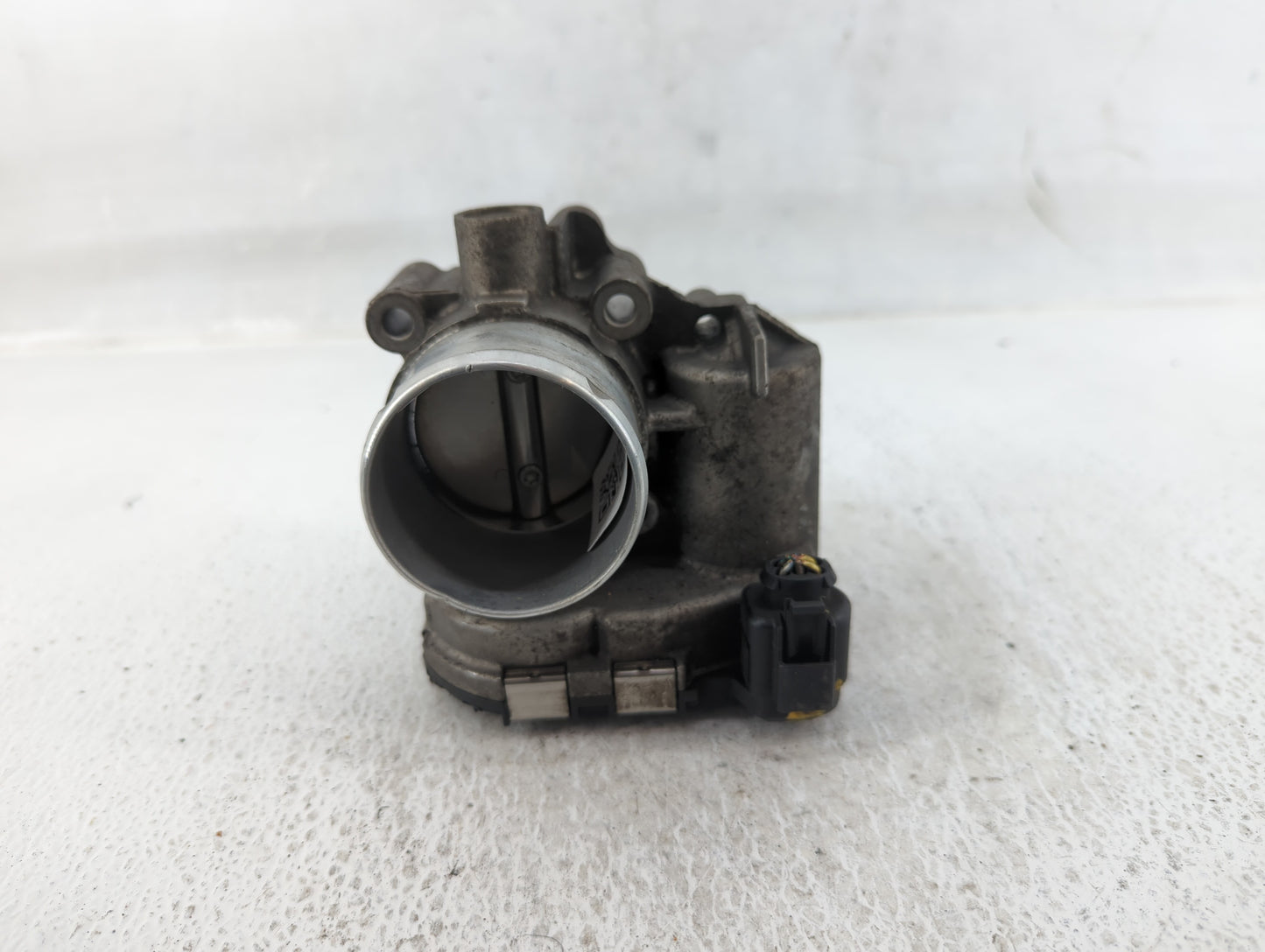 2011-2014 Ford Fiesta Throttle Body P/N:7S7G-9F991-BA Fits Fits 2011 2012 2013 2014 OEM Used Auto Parts - Oemusedautoparts1.