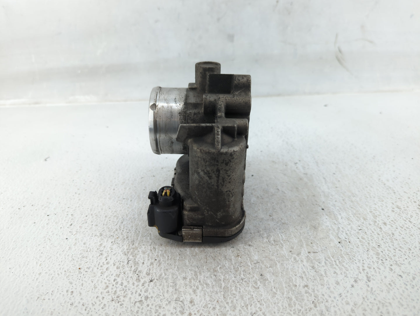 2011-2014 Ford Fiesta Throttle Body P/N:7S7G-9F991-BA Fits Fits 2011 2012 2013 2014 OEM Used Auto Parts - Oemusedautoparts1.