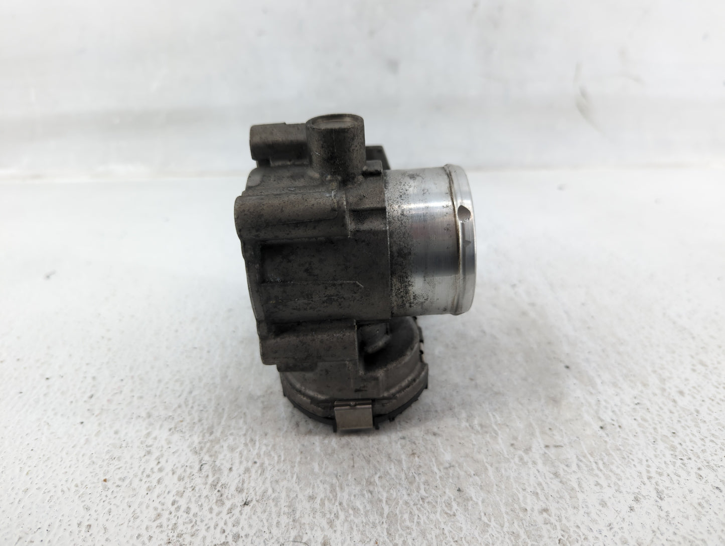 2011-2014 Ford Fiesta Throttle Body P/N:7S7G-9F991-BA Fits Fits 2011 2012 2013 2014 OEM Used Auto Parts - Oemusedautoparts1.