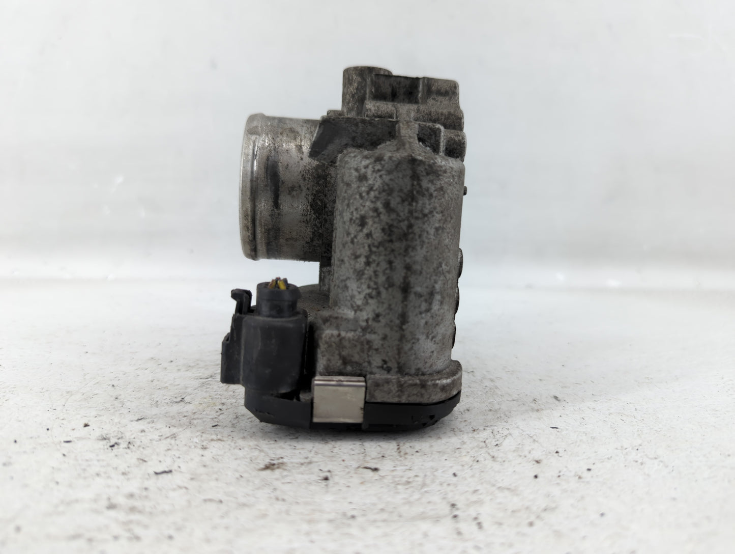 2011-2014 Ford Fiesta Throttle Body P/N:7S7G-9F991-B7A Fits Fits 2011 2012 2013 2014 OEM Used Auto Parts - Oemusedautoparts1