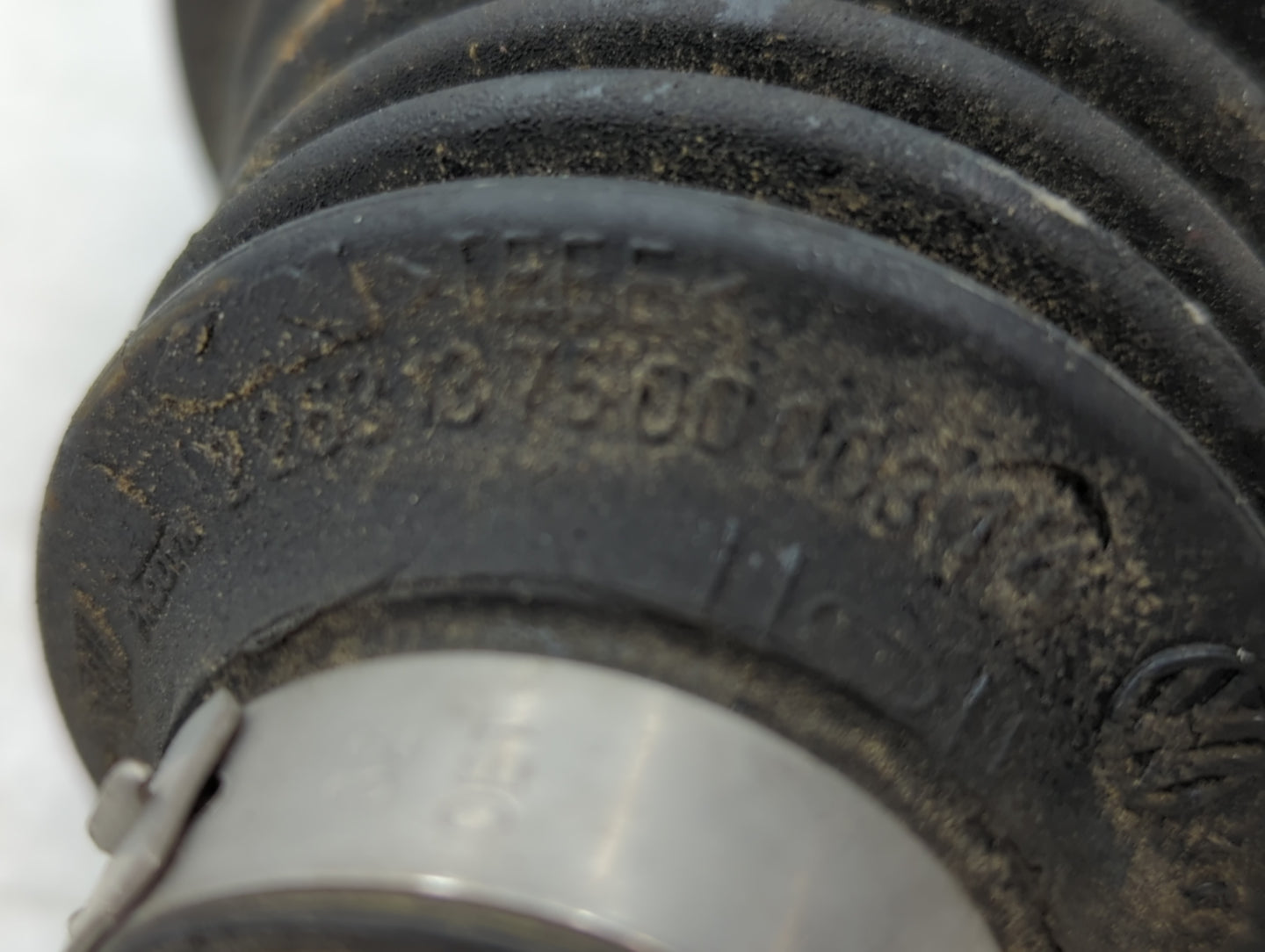 2011-2015 Ford Fiesta Axle Shaft Front Driver Cv C/v - Oemusedautoparts1.com