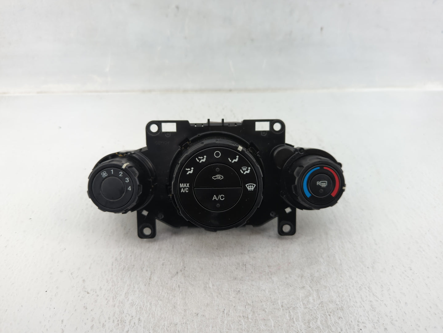 2011-2013 Ford Fiesta Climate Control Module Temperature AC/Heater Replacement P/N:AE83 19980 AE AE83 19980 AF Fits OEM Used